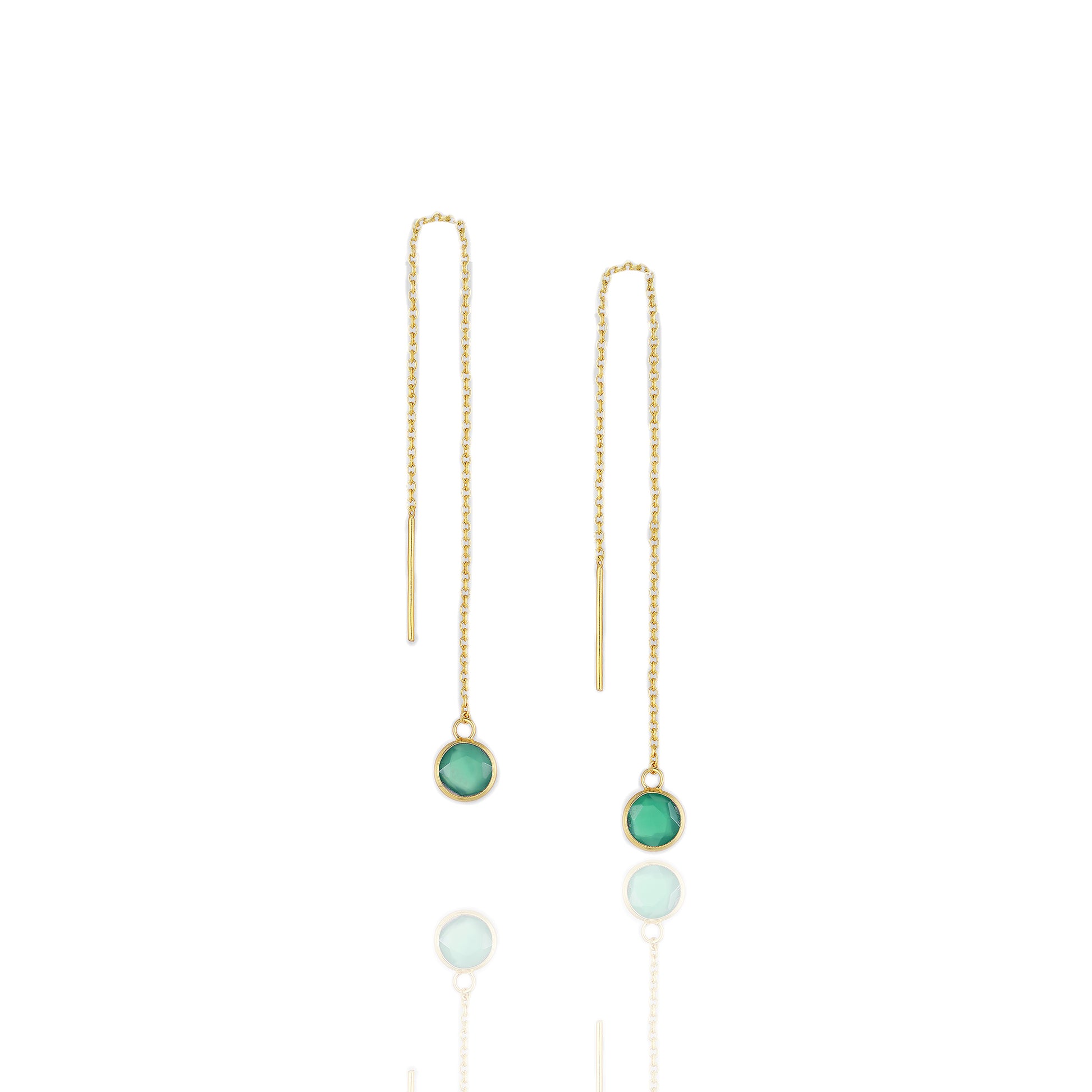 Add effortless elegance to your style with our Gold Threader Earrings featuring a vibrant green onyx round charm. These sleek and minimalist earrings combine the luxury of gold with the timeless beauty of green onyx, making them perfect for any occasion. Handcrafted with high-quality materials for a refined and sophisticated touch.