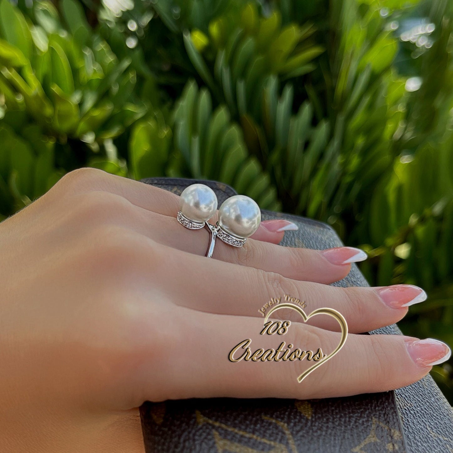 Infinity Pearl Large Cocktail Ring