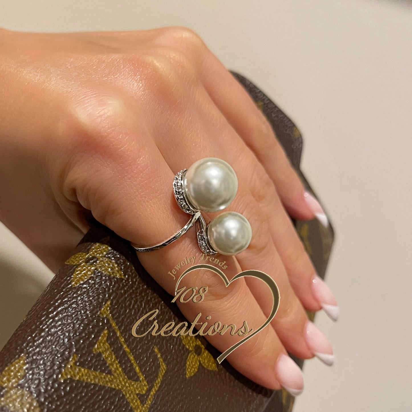 Infinity Pearl Large Cocktail Ring