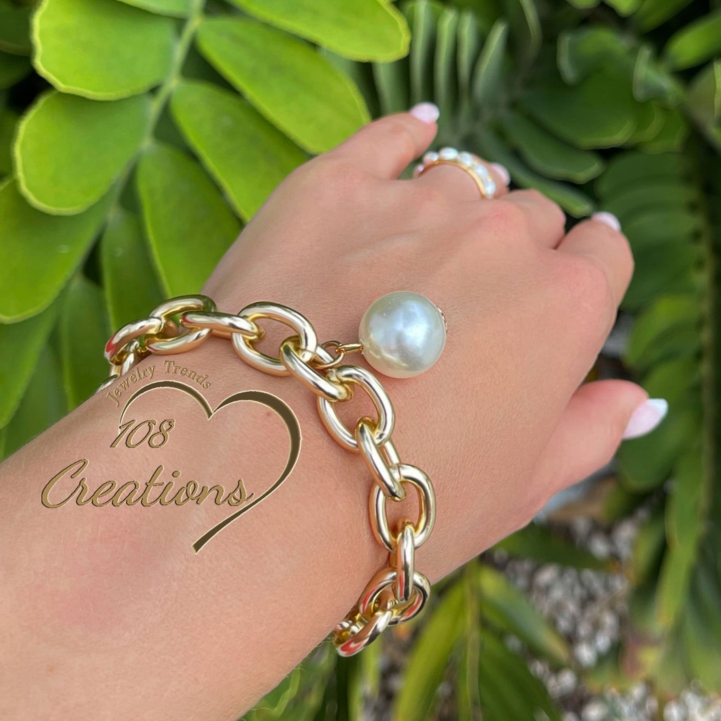 Chunky Link Chain Bracelet with Pearl Charm